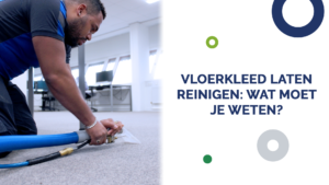 Floorfacility medewerker tapijt reinigen